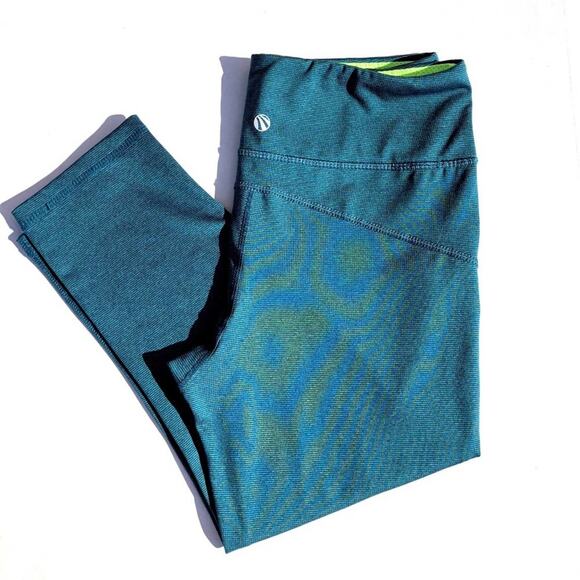 Marika Sport • Blue Green Mini Striped Crops Small - Picture 1 of 4